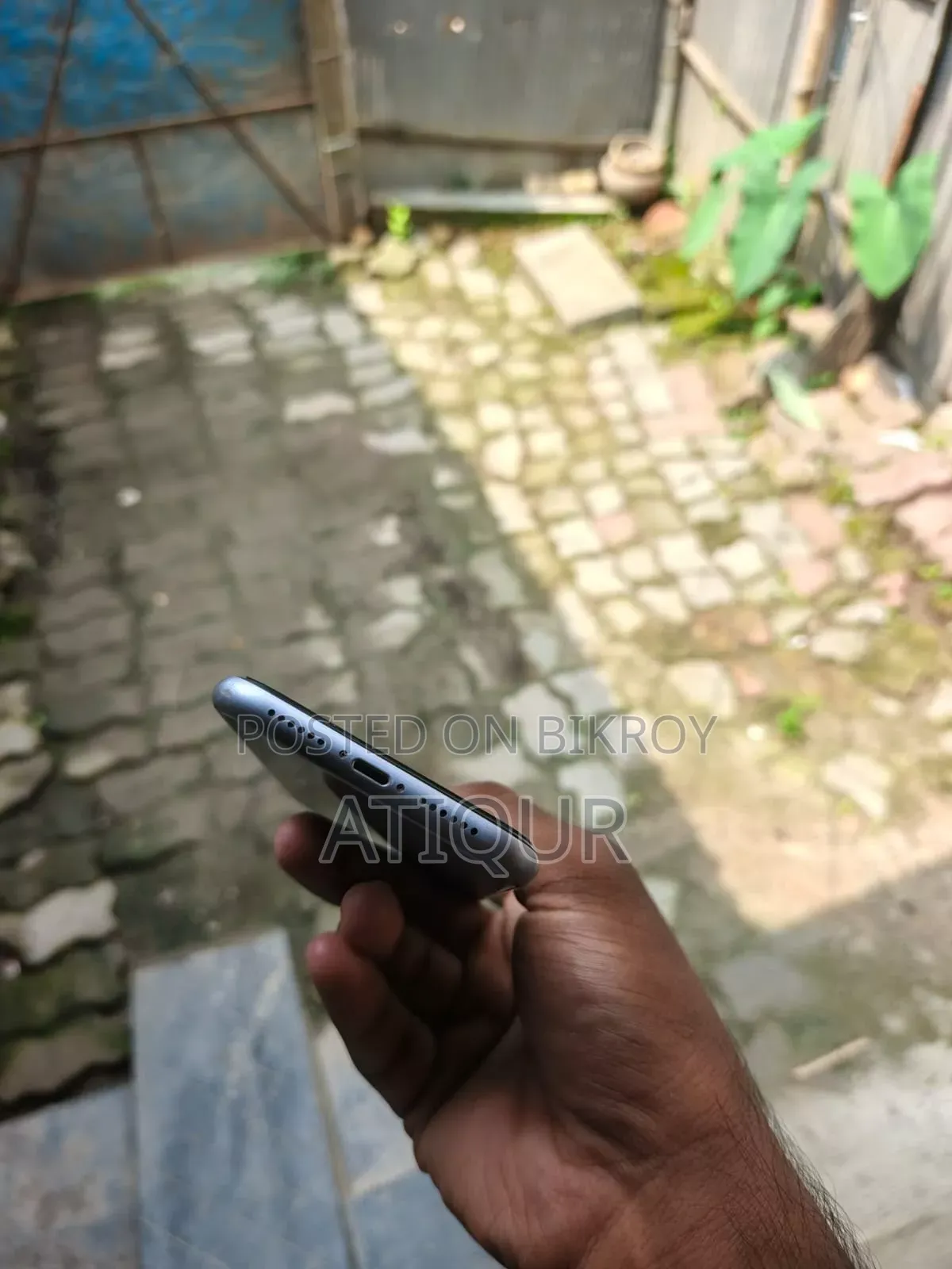 মোবাইল ফোন ৬৪ জিবি পার্পল