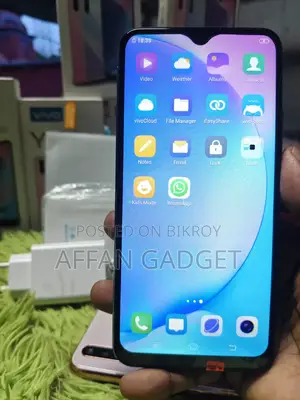 ভিভো ওয়াই১৭ ২৫৬ জিবি নীল