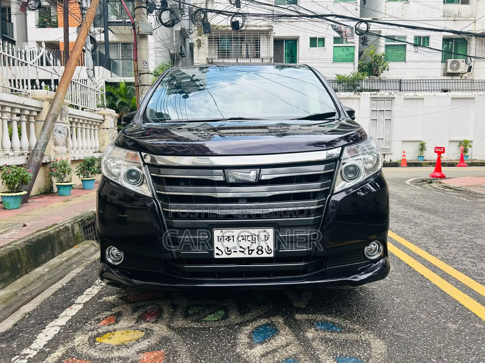 Toyota Noah 2015 Purple