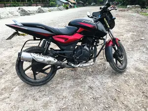 Bajaj Pulsar 150 2010 Red