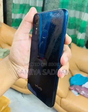 Vivo Y11 32 GB Blue