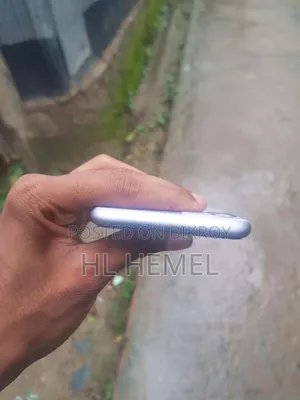 Apple iPhone 11 64 GB White