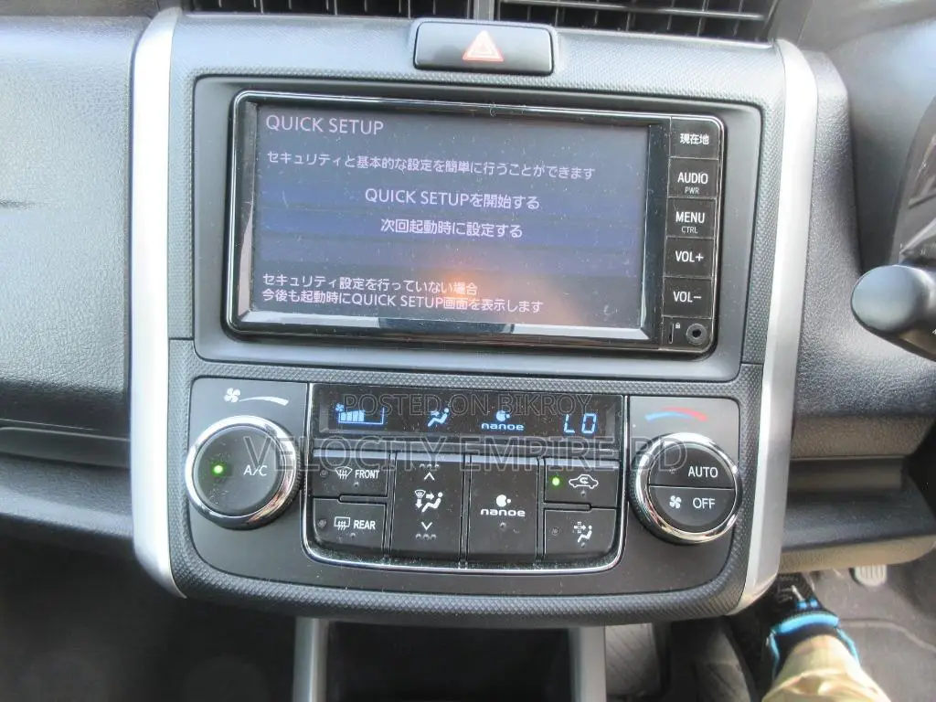 Toyota Corolla Fielder 2021 Silver
