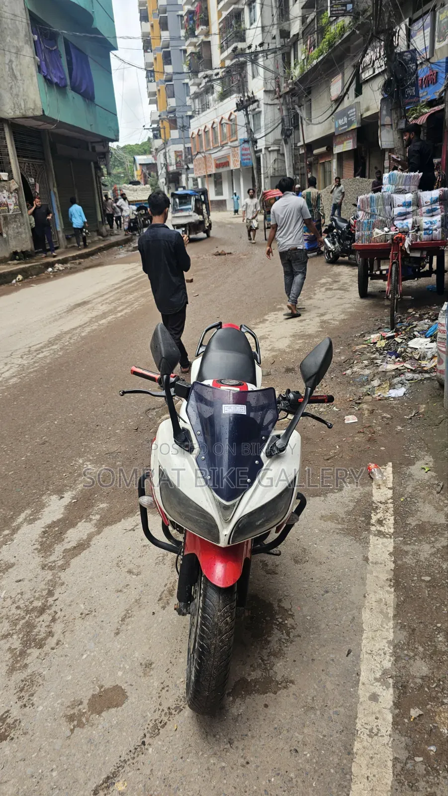 ইয়ামাহা ওয়াইজেএফ-আর ২০১৬ সাদা