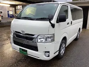 Toyota HiAce 2021 White