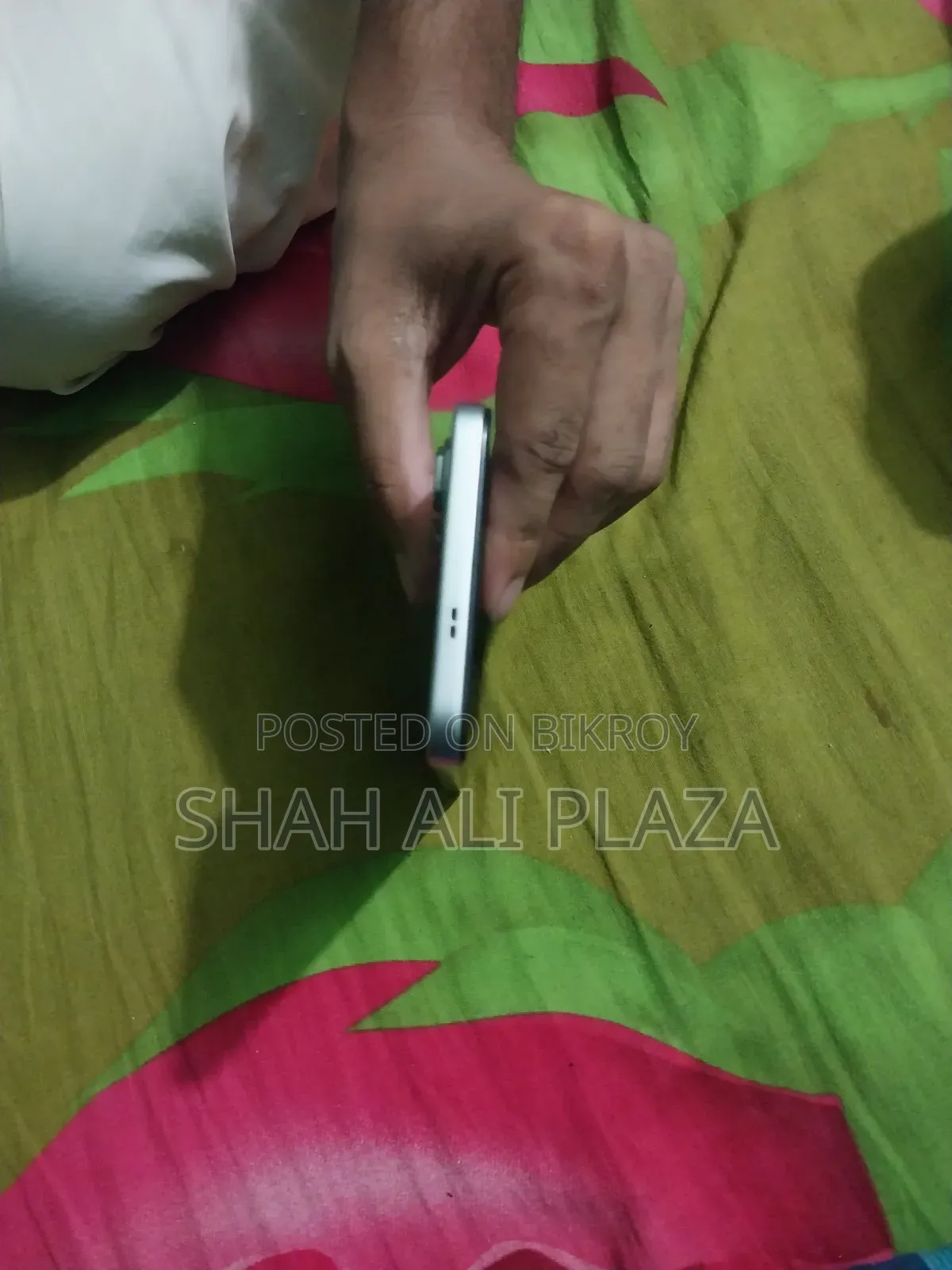 ইনফিনিক্স হট ৬০আই ১২৮ জিবি সিলভার