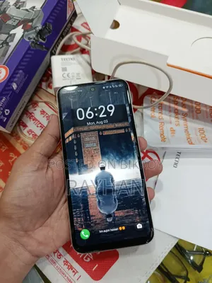 টেকনো স্পার্ক ৩০ ২৫৬ জিবি সাদা