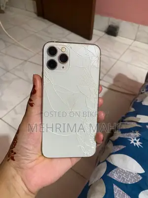 অ্যাপল আইফোন ১১ প্রো ২৫৬ জিবি হোয়াইট