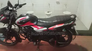 Bajaj Discover 125 2025 Black