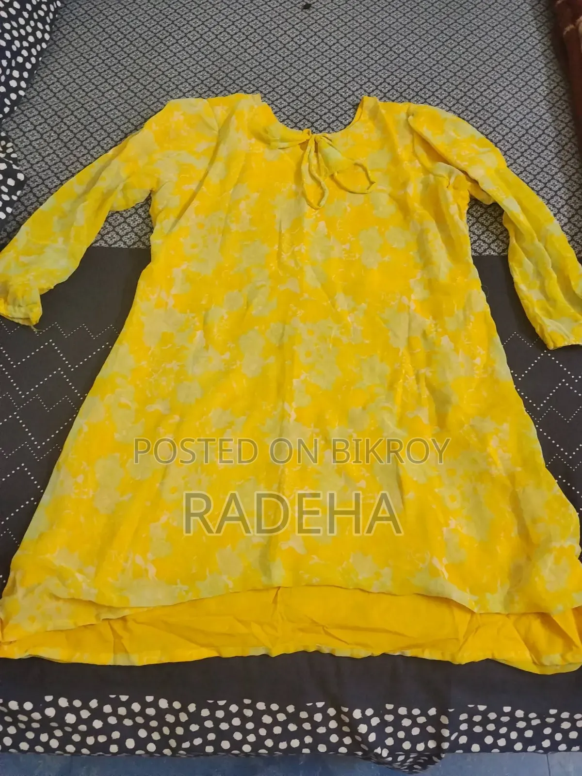 পোশাক (ফ্রক এবং টপস)