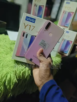 ভিভো ওয়াই ১৭ ২৫৬ জিবি পিংক