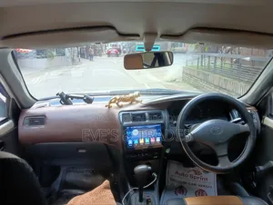 Toyota Corolla 1997 White