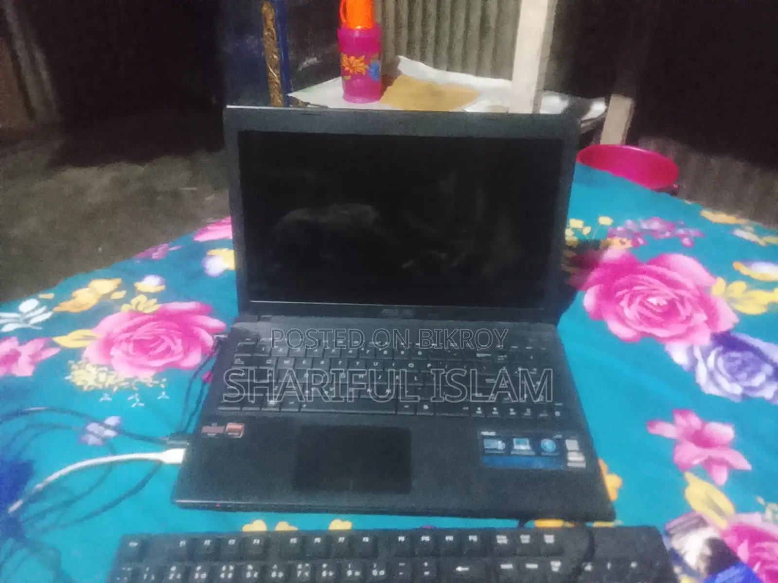 Laptop ASUS X55U 4GB RAM Intel Core i3 500GB HDD