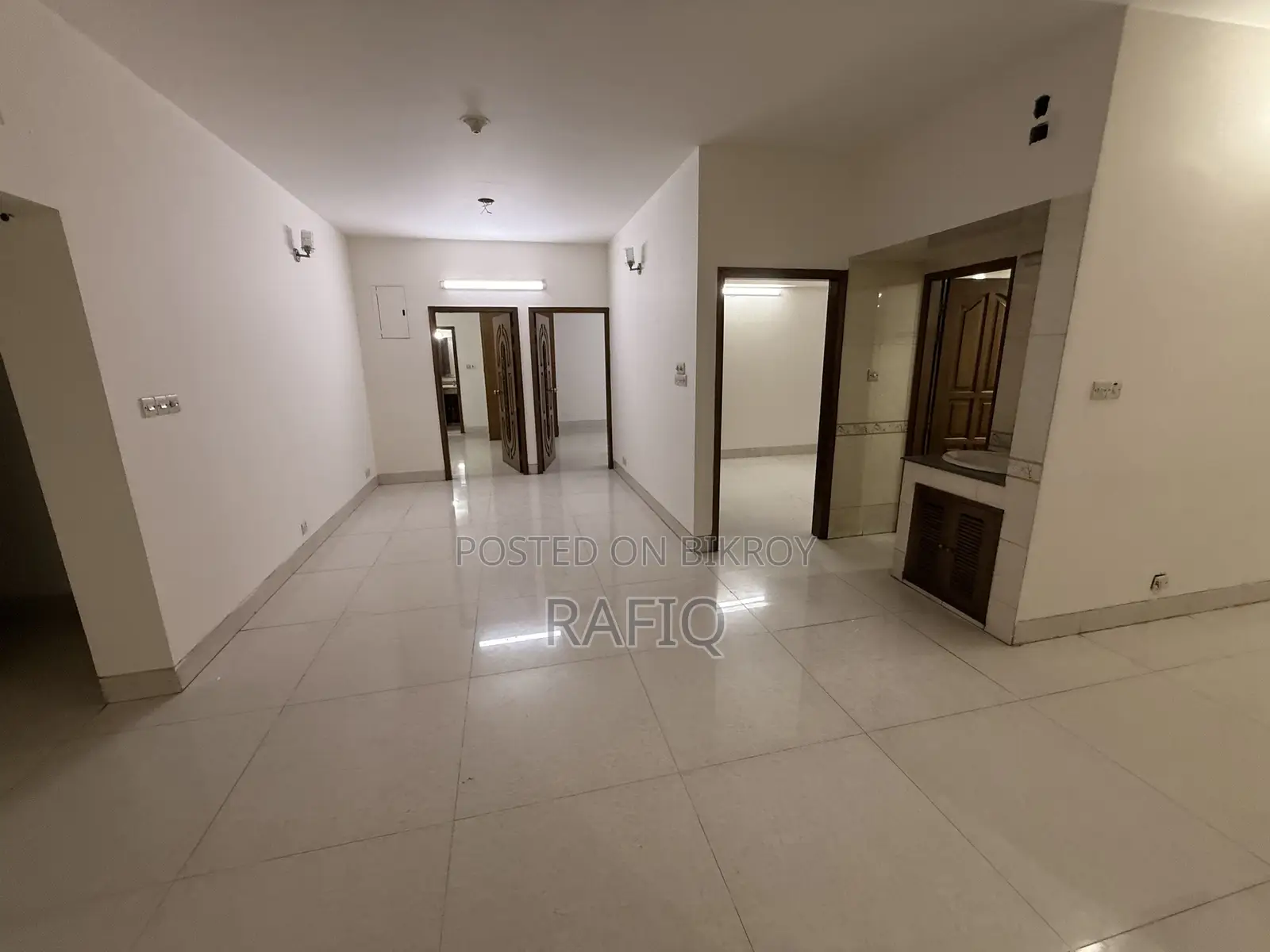 3 Bedroom Apartment in Gateway House, Banani DOHS for rent