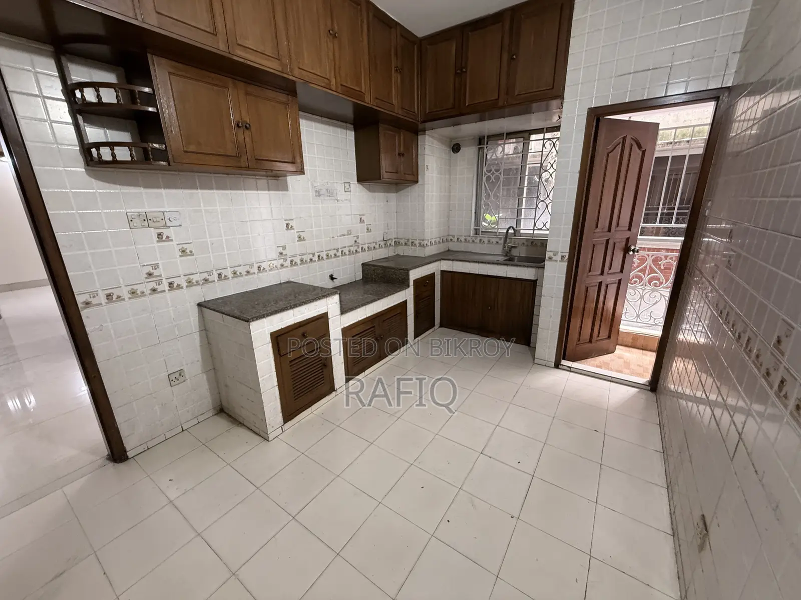 3 Bedroom Apartment in Gateway House, Banani DOHS for rent