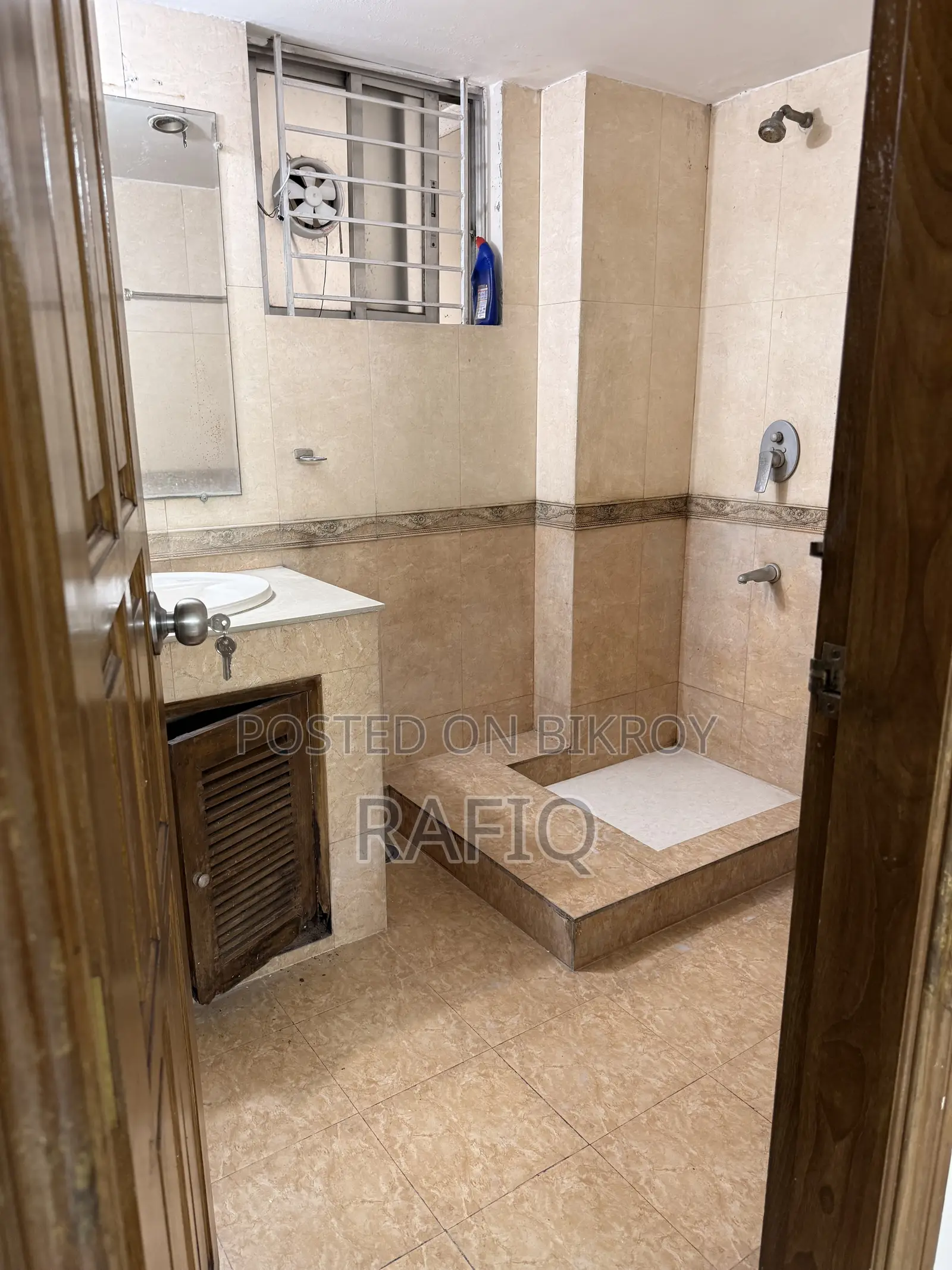 3 Bedroom Apartment in Gateway House, Banani DOHS for rent