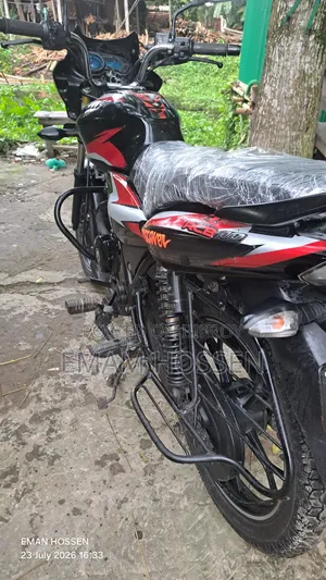 নতুন বাজাজ ডিসকভার ১১০ ২০২৪ রেড