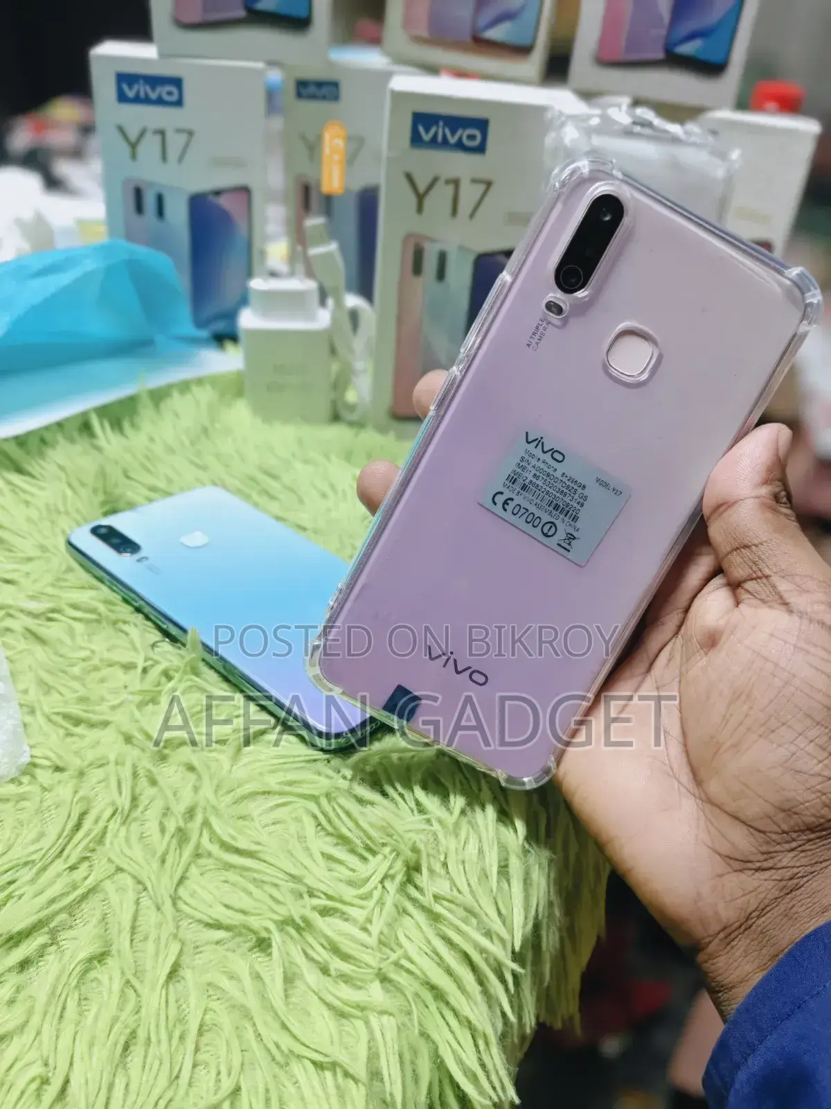 ভিভো ওয়াই১৭ ২৫৬ জিবি পিংক