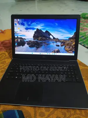 ল্যাপটপ ডেল ইনস্পিরন ১৫ ৩০০০ ৪জিবি ইন্টেল কোর আই৩ এসএসডি ২৫৬জিবি