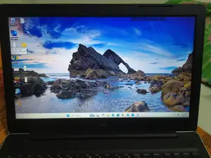 ল্যাপটপ ডেল ইনস্পিরন ১৫ ৩০০০ ৪জিবি ইন্টেল কোর আই৩ এসএসডি ২৫৬জিবি