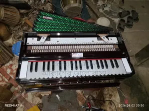 A good harmonium for learning to sing