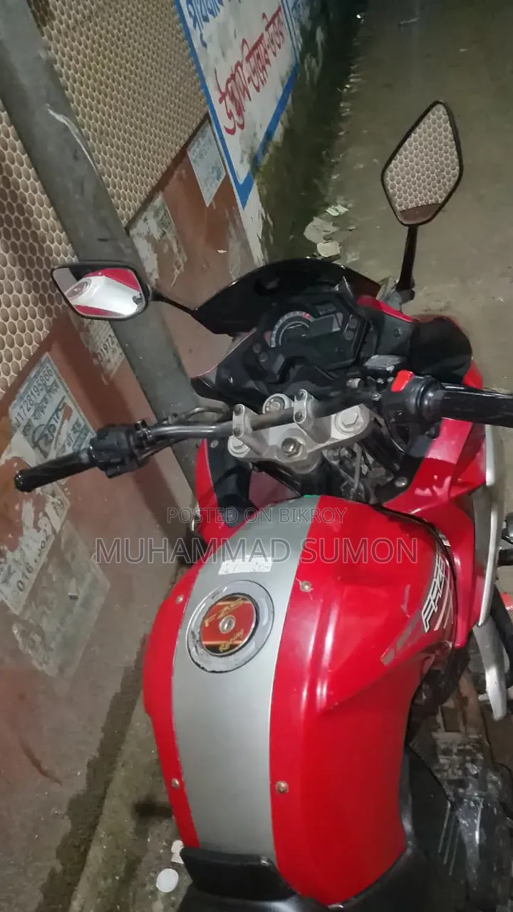 Yamaha FZ 2010 Red
