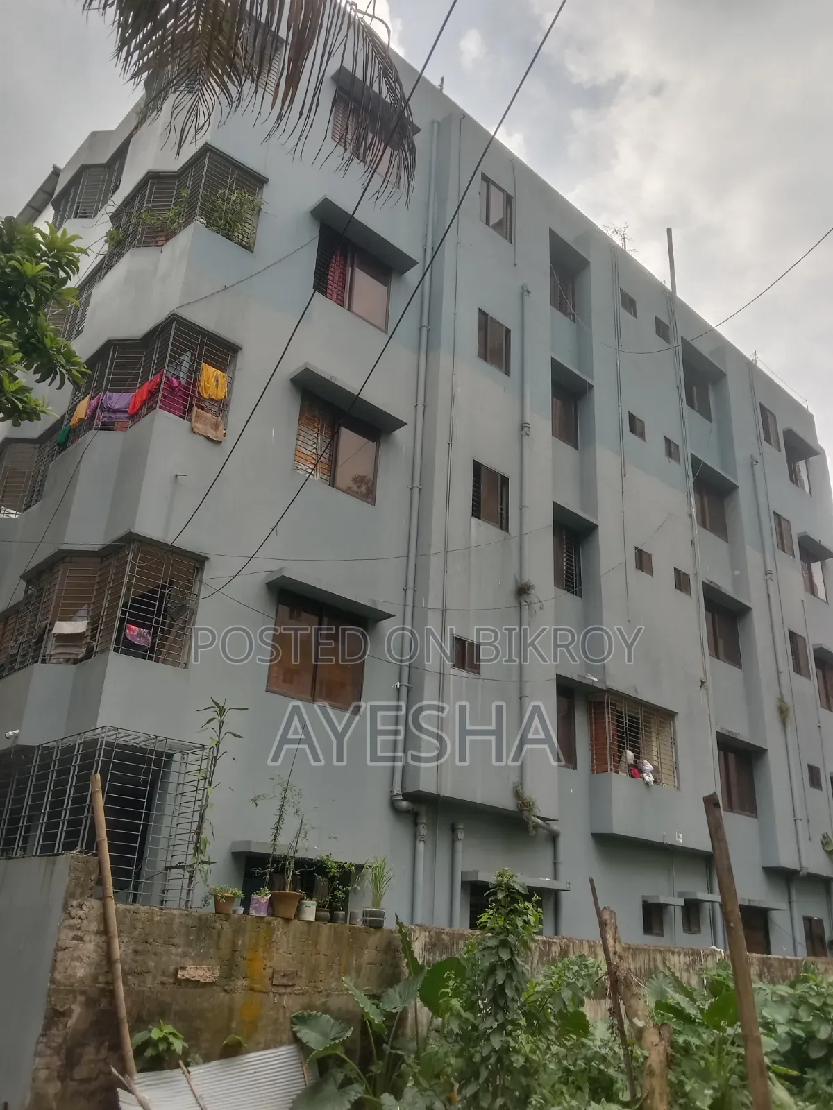 বায়েজিদে ১০ বেডরুমের বাড়ি বিক্রয়