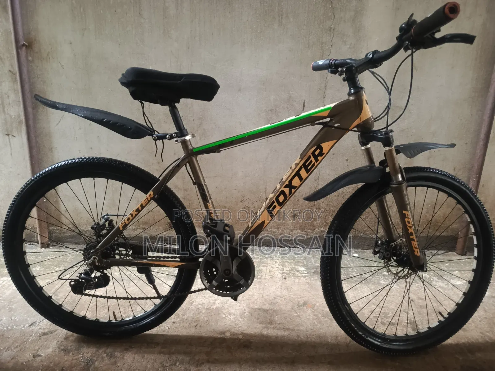 Foxter brand gear cycle to be sold urgently