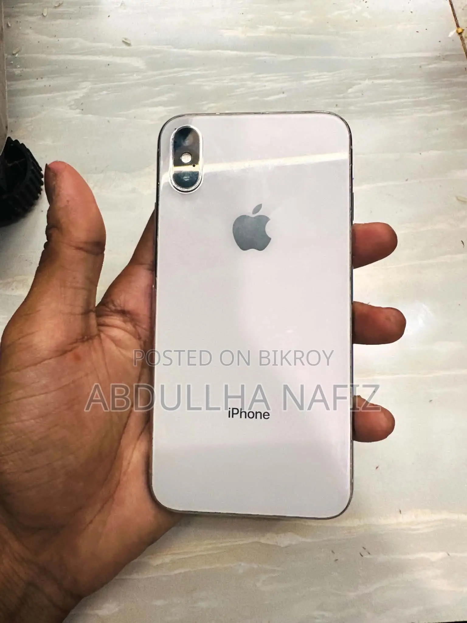 অ্যাপল আইফোন এক্স ৬৪ জিবি হোয়াইট