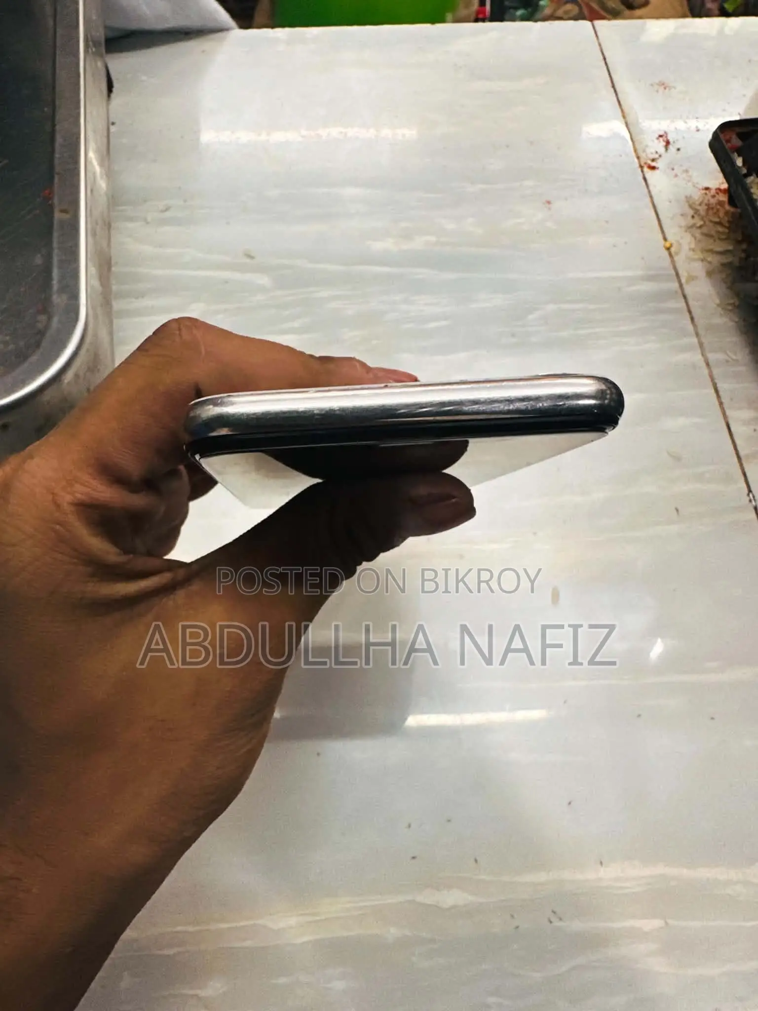 অ্যাপল আইফোন এক্স ৬৪ জিবি হোয়াইট