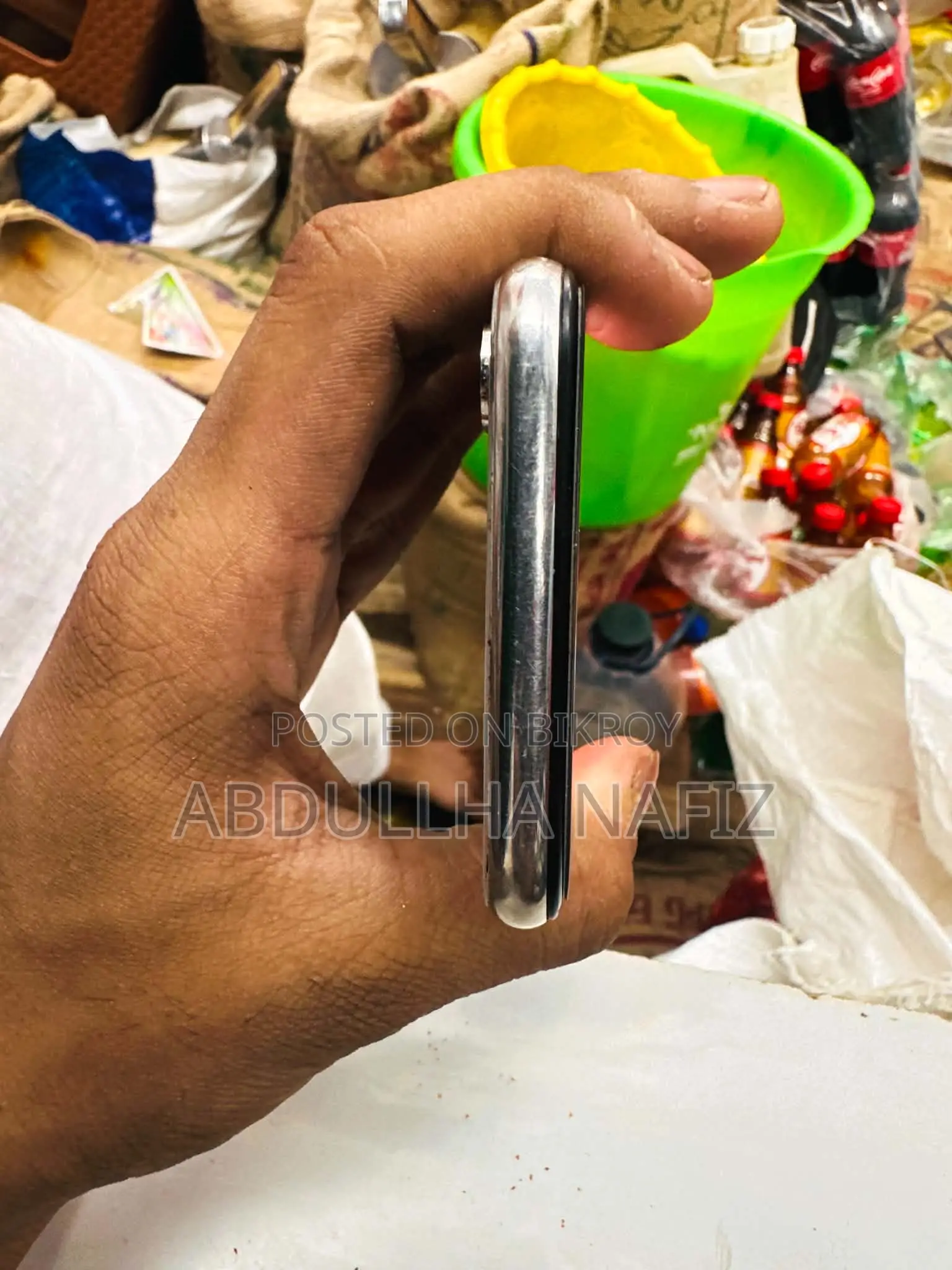 অ্যাপল আইফোন এক্স ৬৪ জিবি হোয়াইট