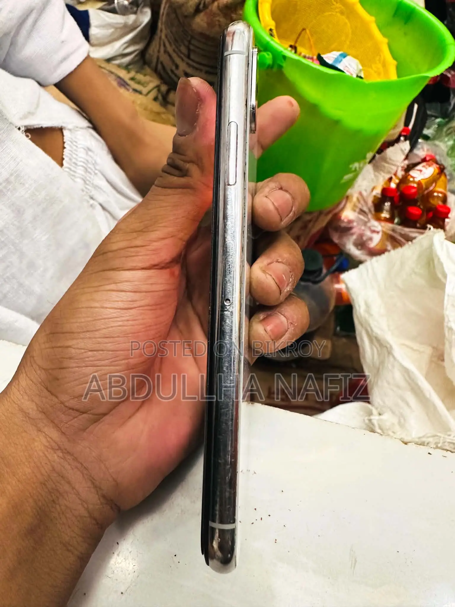অ্যাপল আইফোন এক্স ৬৪ জিবি হোয়াইট