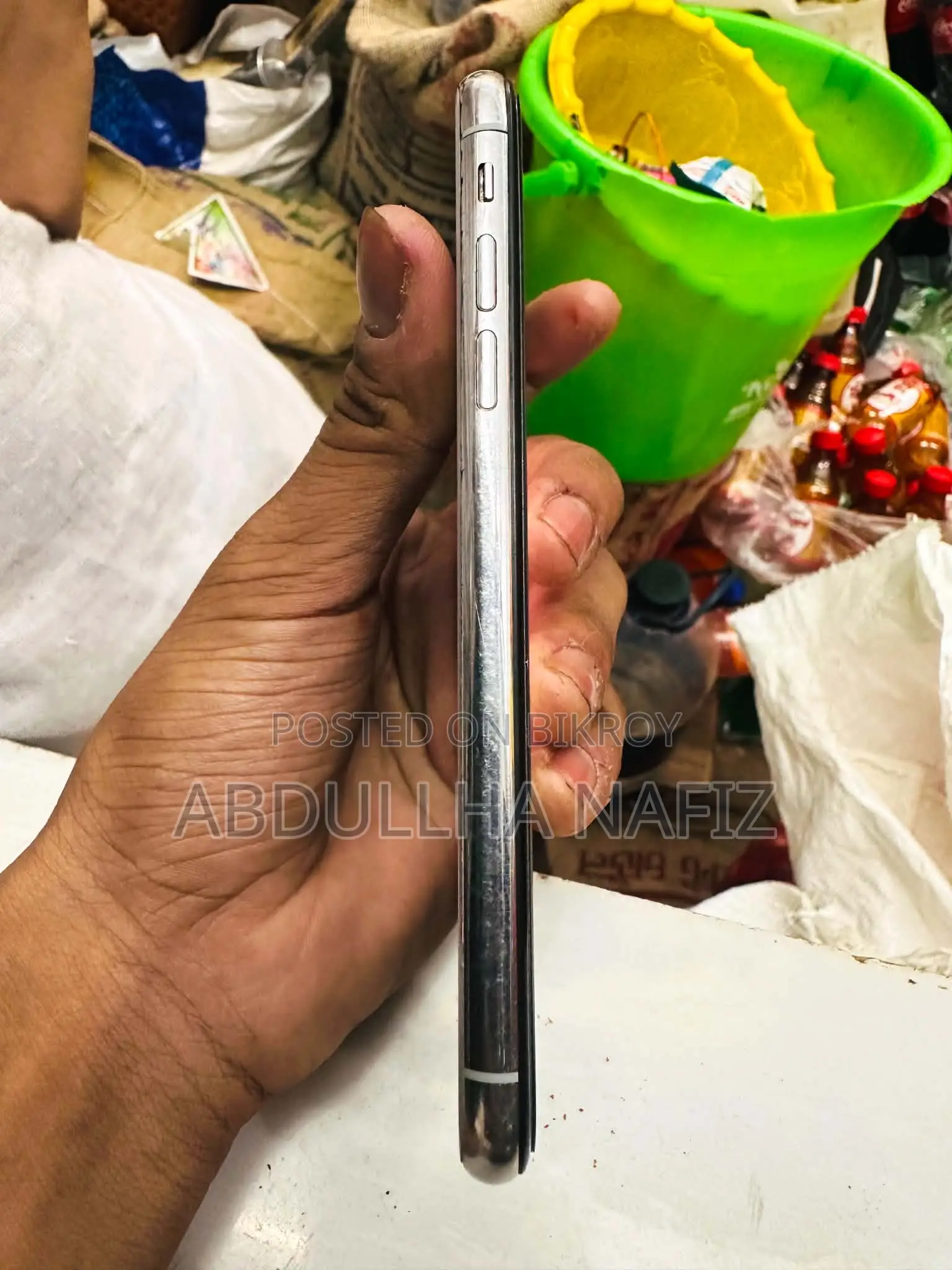 অ্যাপল আইফোন এক্স ৬৪ জিবি হোয়াইট
