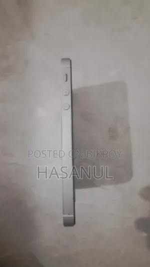 অ্যাপল আইফোন ৫ ৬৪ জিবি হোয়াইট