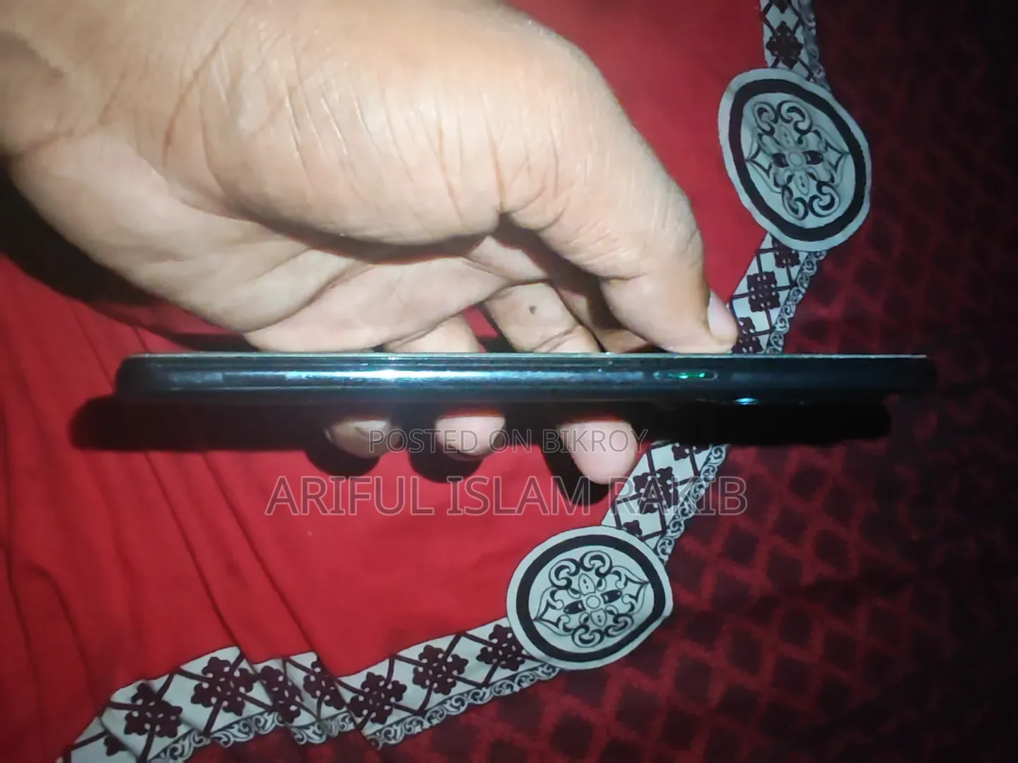 অপ্পো রেনো৬ ১২৮ জিবি ব্ল্যাক