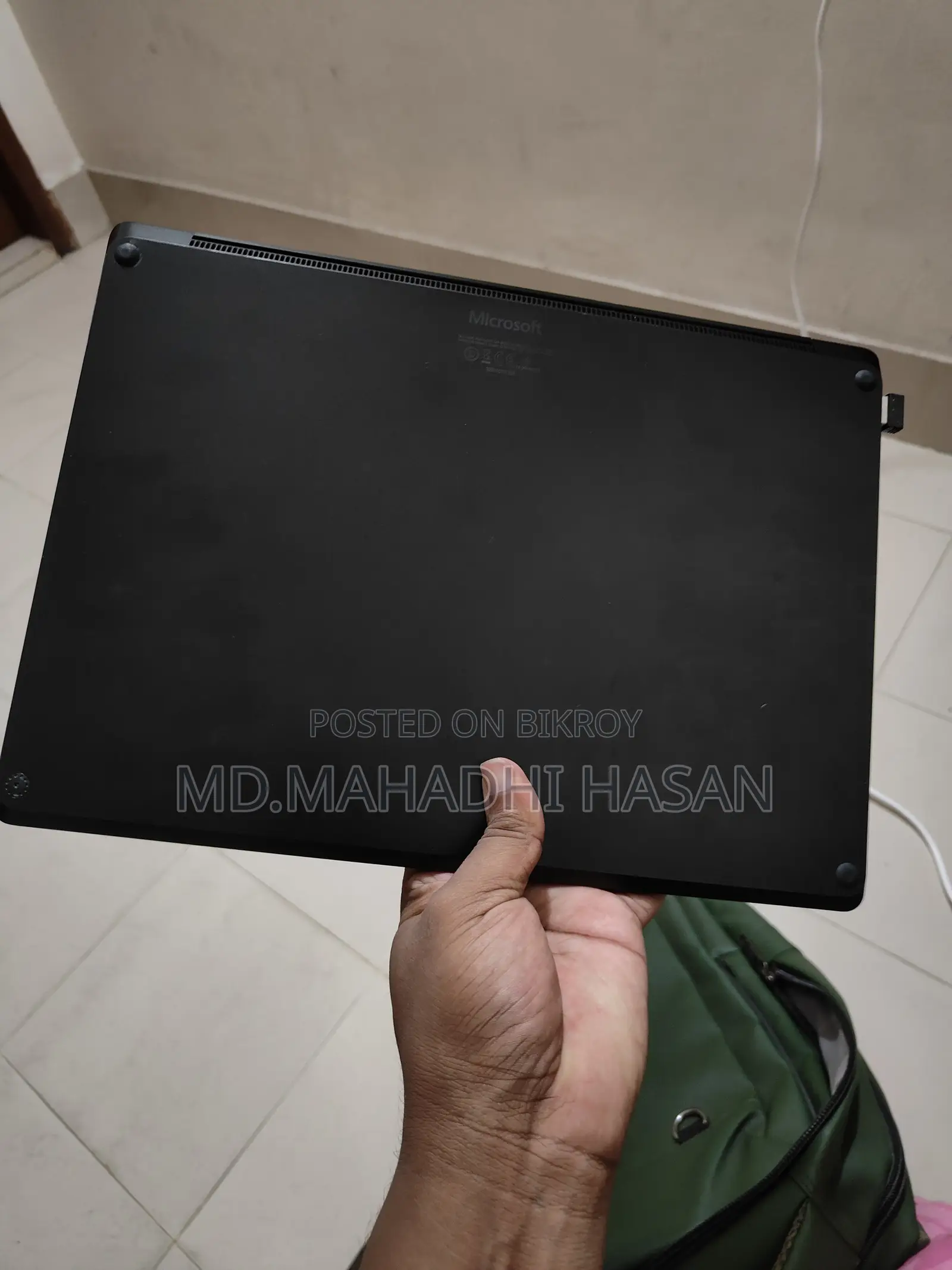 Laptop Microsoft Surface 3 8GB Intel Core I5 SSHD+SSD 256GB