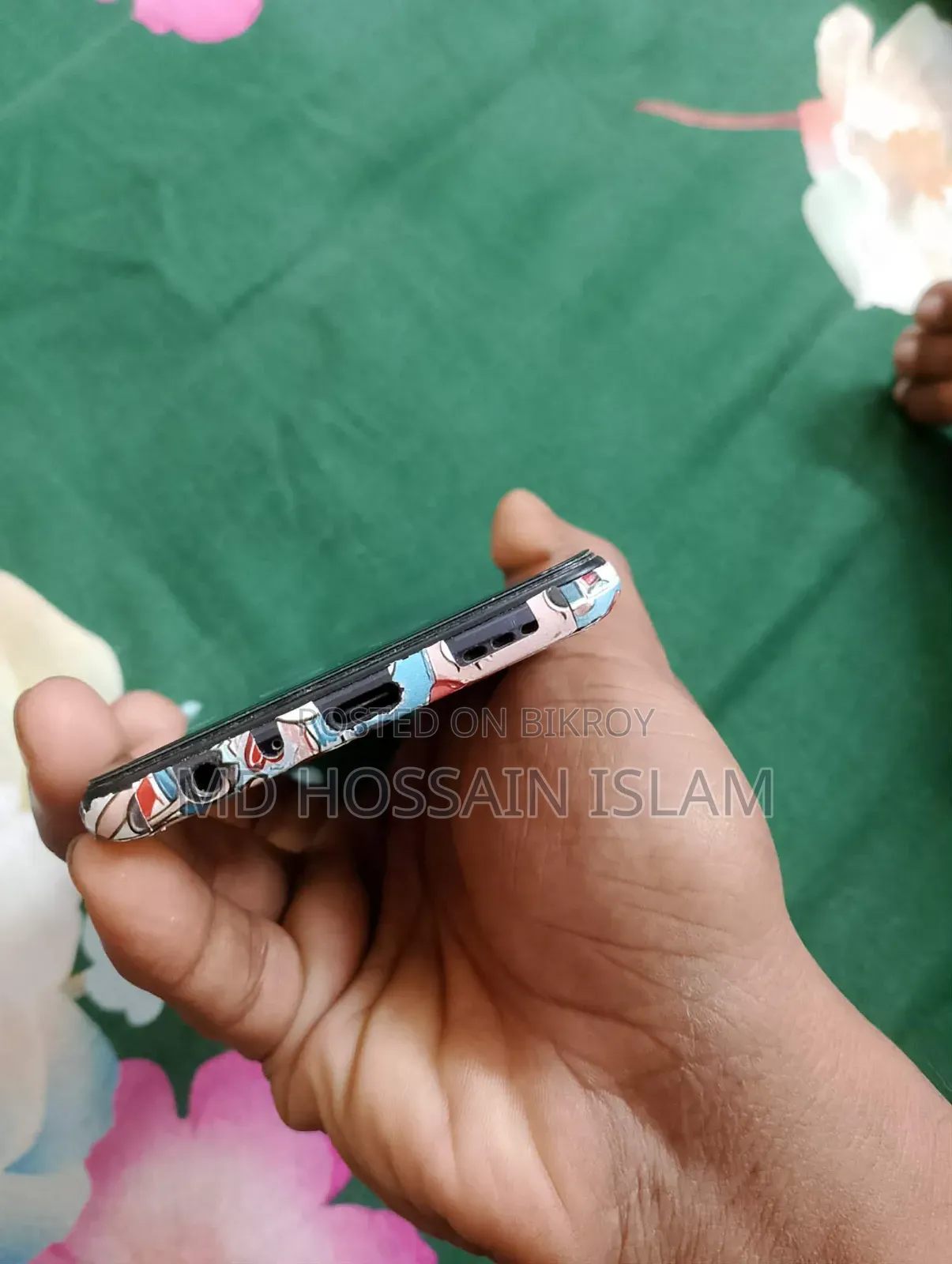 অপ্পো রেনো ১২৮ জিবি নীল