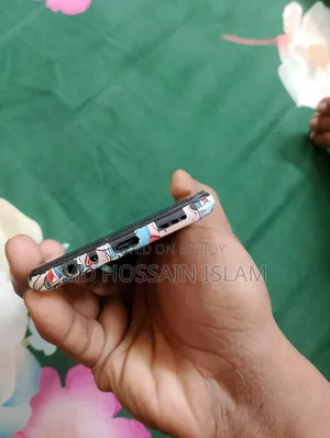অপ্পো রেনো ১২৮ জিবি নীল