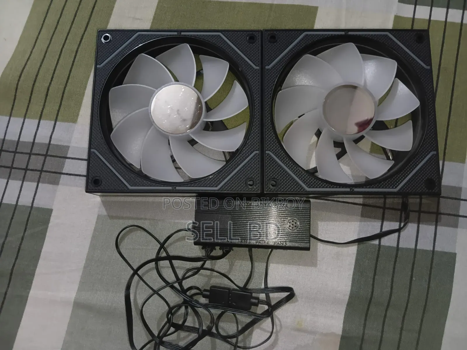 Value Top 1236ARGB Fan With Hub