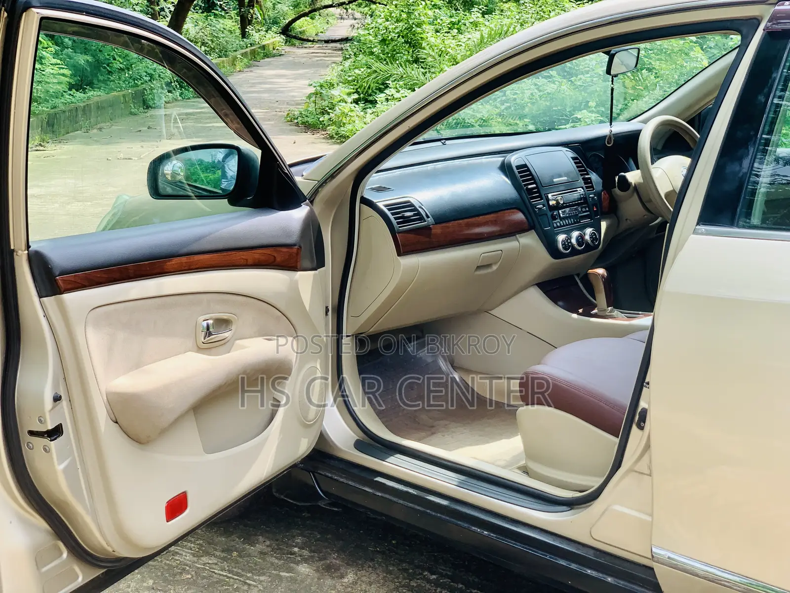 Nissan Sylphy 2006 Gold