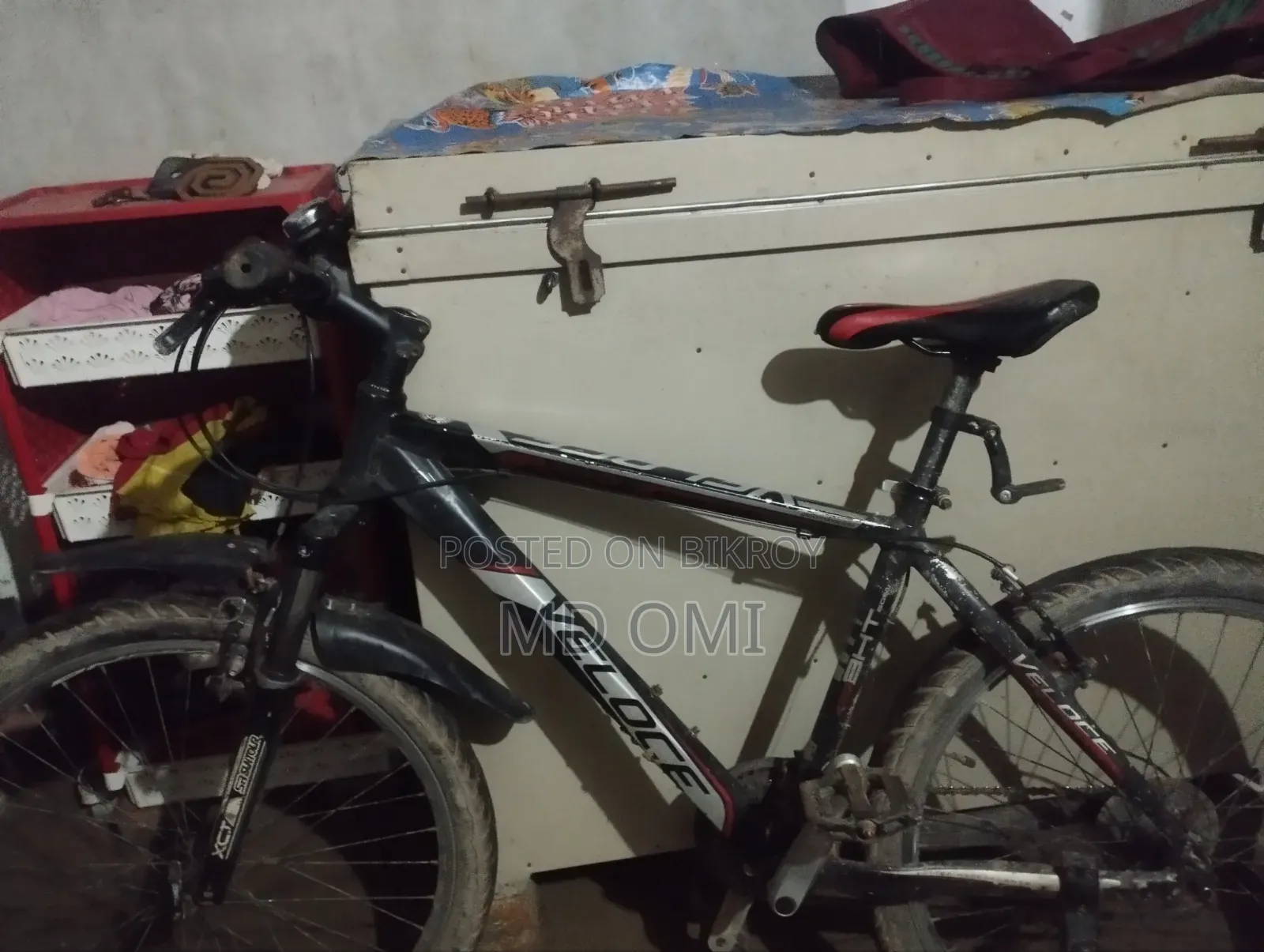 জরুরী পর্যায় একটি সাইকেল বিক্রি