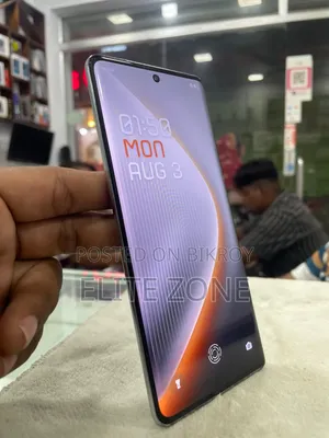 Tecno Pova Curve 256 GB Bronze
