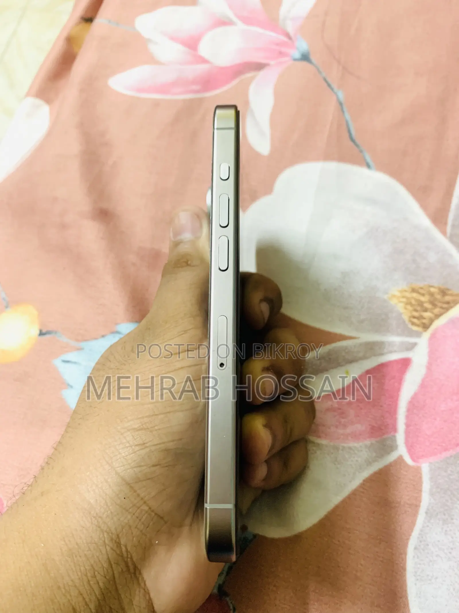 অ্যাপল আইফোন ১৫ প্রো ১২৮ জিবি