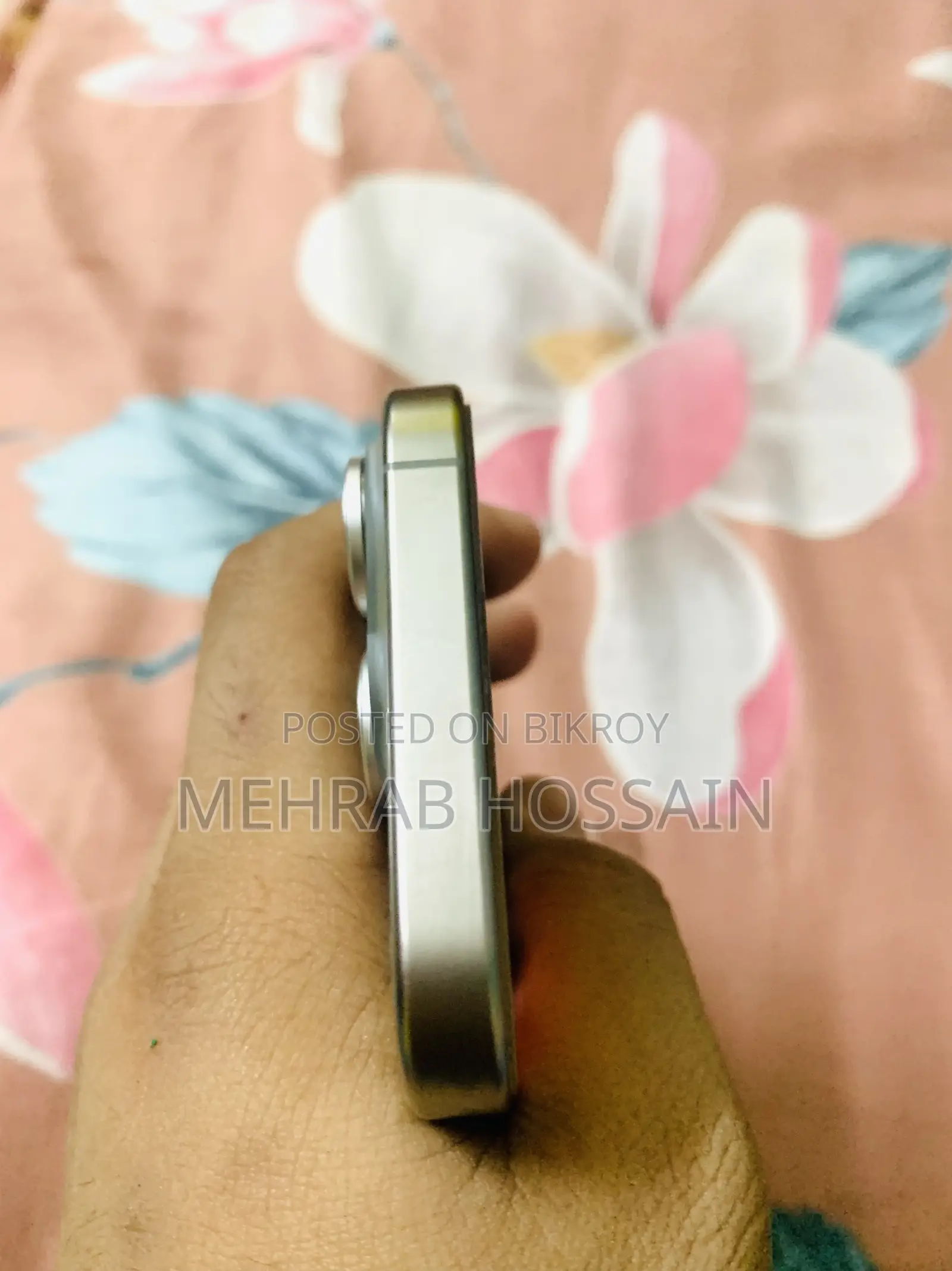 অ্যাপল আইফোন ১৫ প্রো ১২৮ জিবি