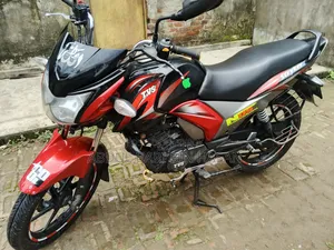 TVS Stryker 125 2018 Red