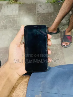 Apple iPhone XS Max ২৫৬ জিবি সাদা