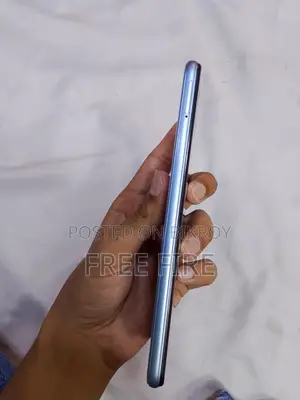 Vivo Y12s 32 GB Blue