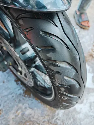 ইয়ামাহা এফজেডএস ভি২ ২০২৪ কালো