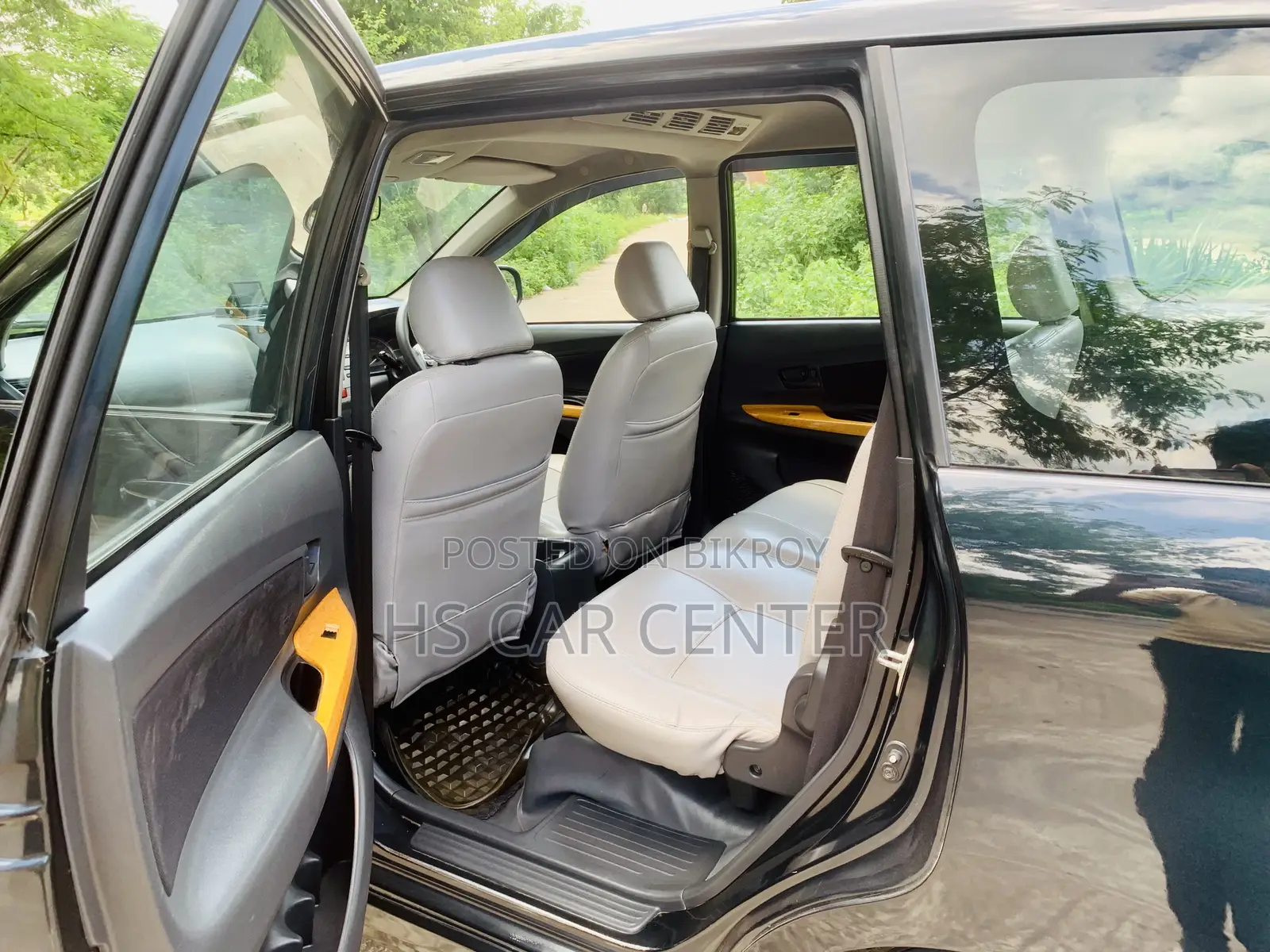 Toyota Avanza 2012 Gray