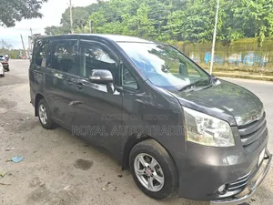 Toyota Noah 2008 Gray